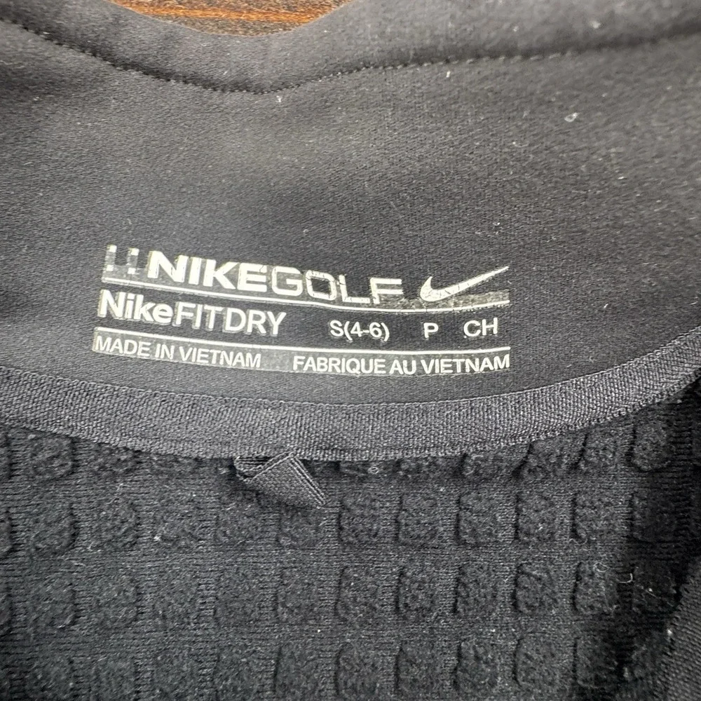 Nike Fit Dry Women's Dot Waffle Knit Golf Jacket Black Dry Fit Small 38